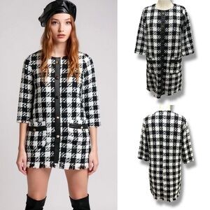 165 ZARA | Turkey EUC Black and White Checkered Long Sleeve Dress (size S)
